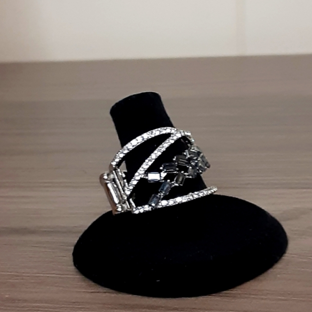 Lavishly Luminary Silver Ring